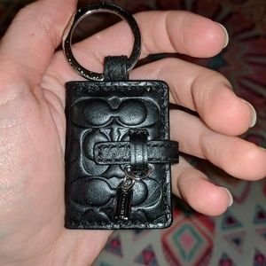COACH genuine leather photo keychain (black)